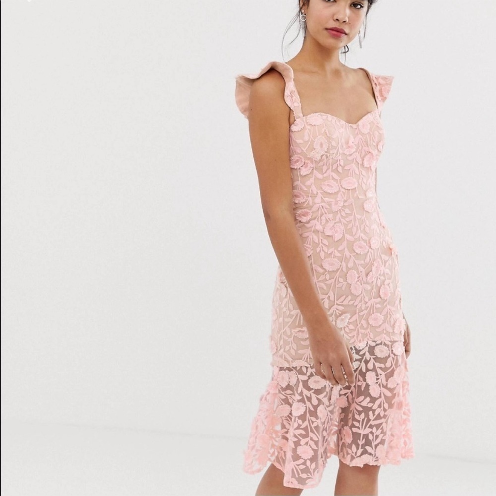 Women’s Jarlo Tootsie Bardot All Over Embroidered Lace Midi Dress